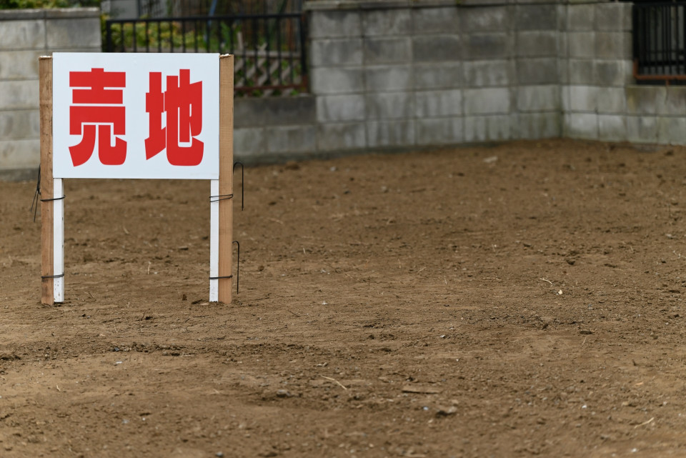 ハウスメーカーと工務店の土地探しに関してはサポート力やトータルでの相場など選択する上でのポイントまとめ